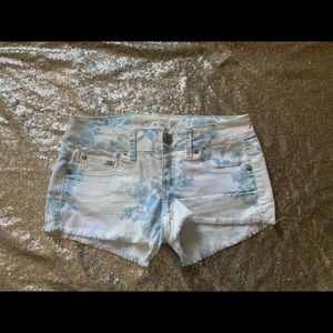 American Eagle Floral White Denim Shorts